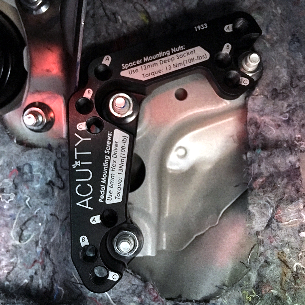 シビック(FK型)　ACUITY スロットルペダルスペーサー Throttle Pedal Spacer ACUITY Instruments for Honda RHD
